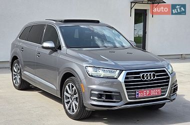 Позашляховик / Кросовер Audi Q7 2017 в Луцьку