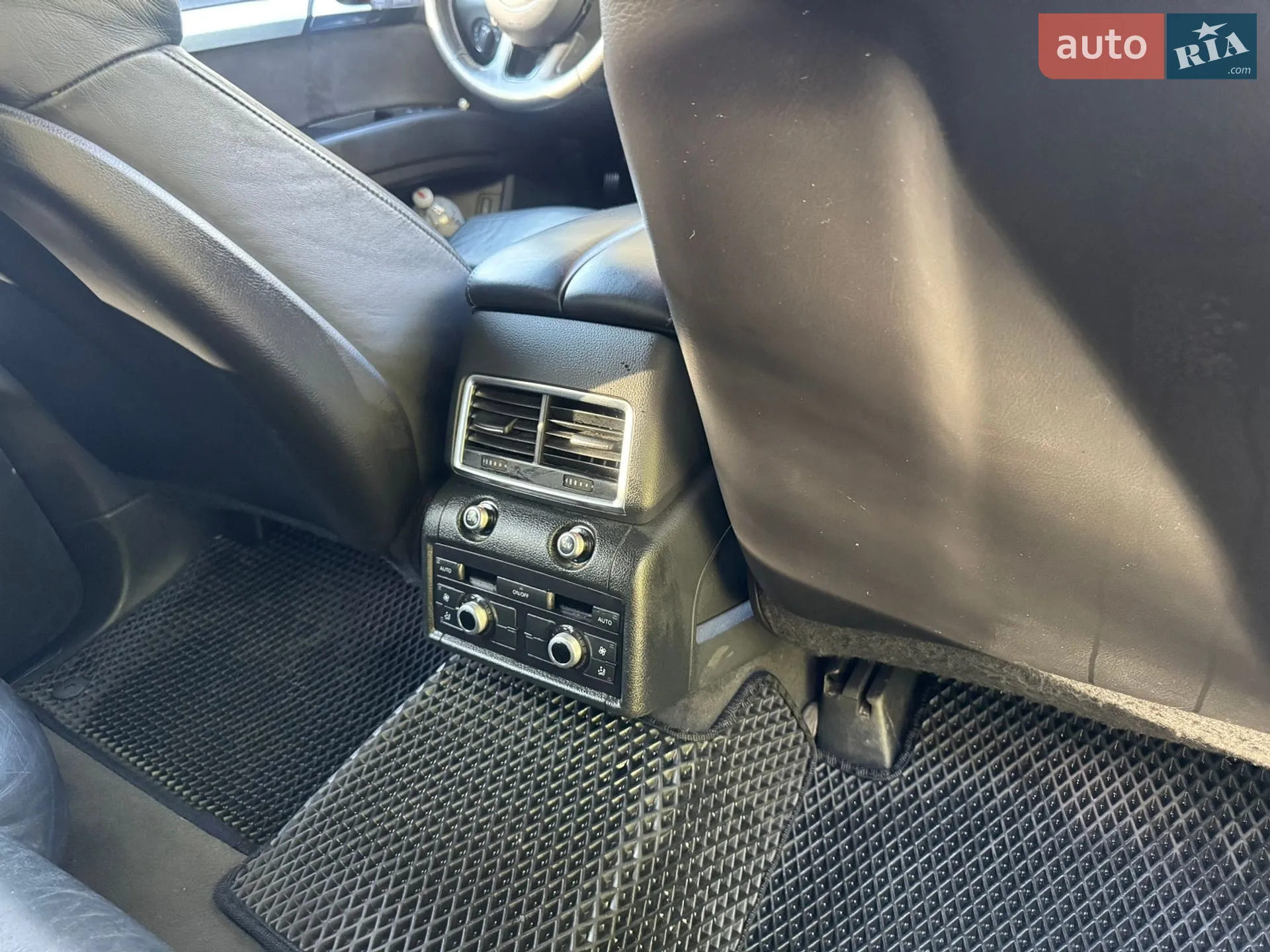 2011 Audi Q7 - мініатюра 17