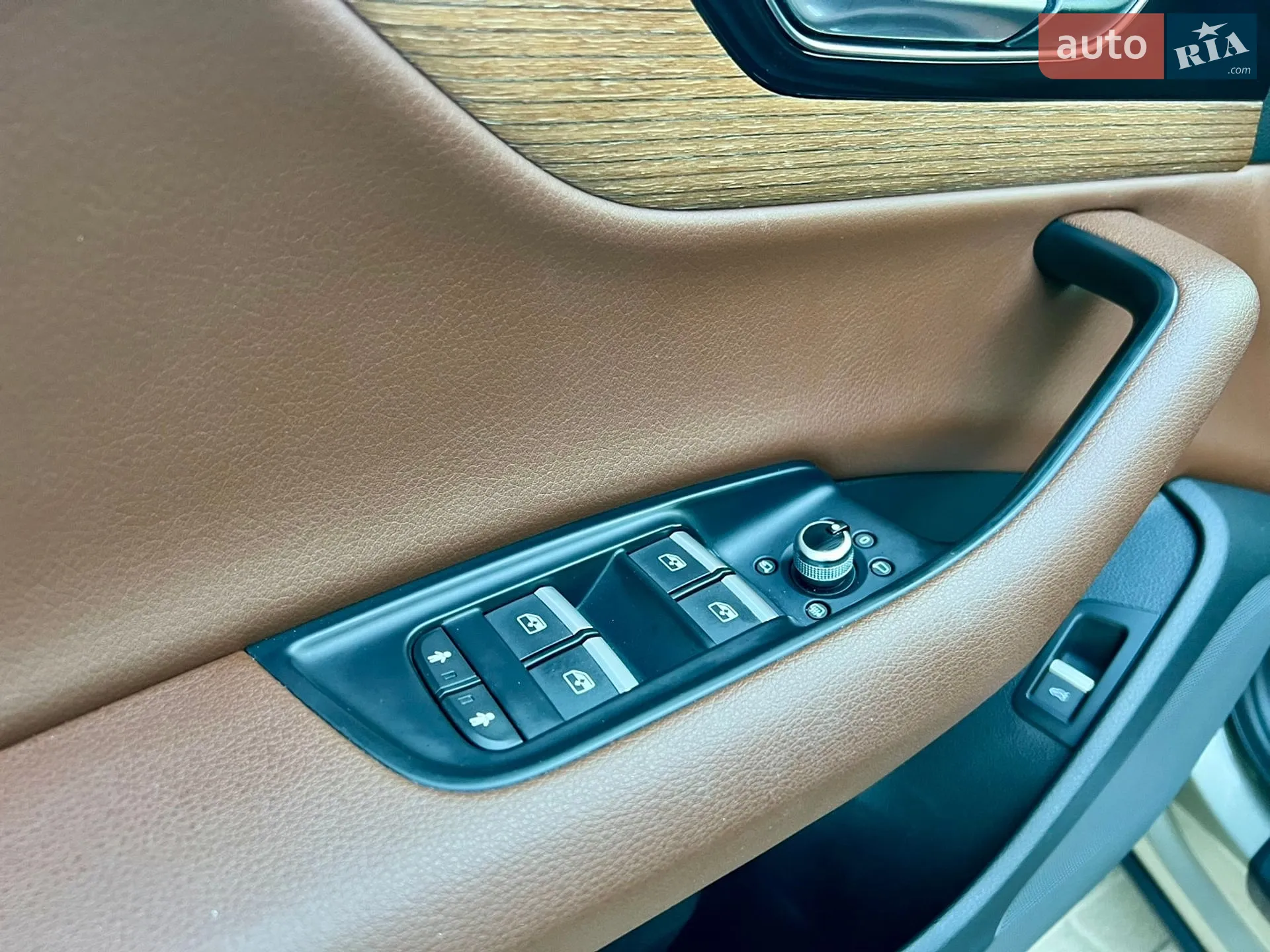 2016 Audi Q7 - мініатюра 19