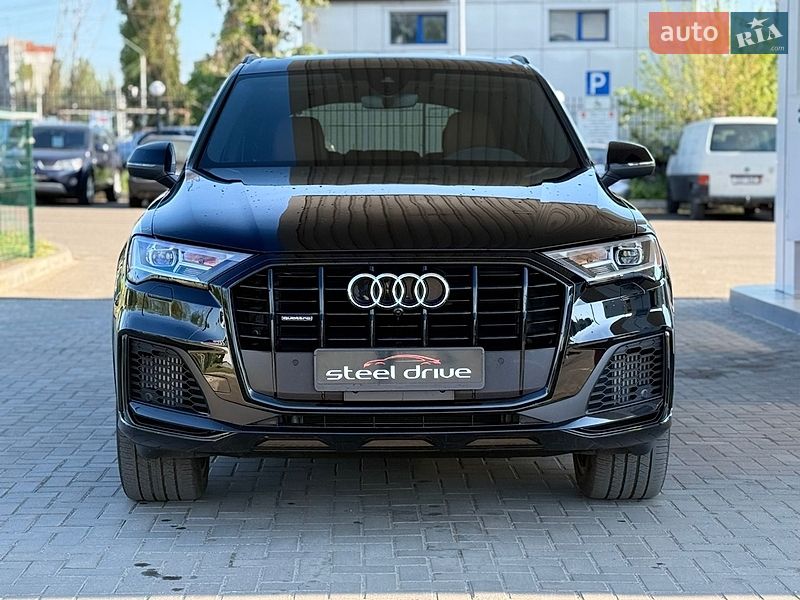 Позашляховик / Кросовер Audi Q7 2022 в Миколаєві