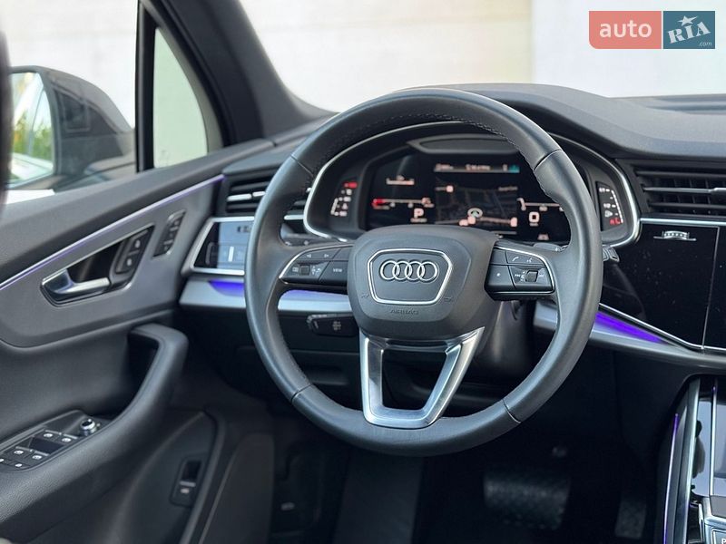Внедорожник / Кроссовер Audi Q7 2020 в Сарнах