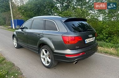 Внедорожник / Кроссовер Audi Q7 2007 в Луцке