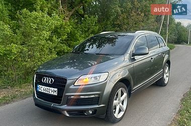 Внедорожник / Кроссовер Audi Q7 2007 в Луцке