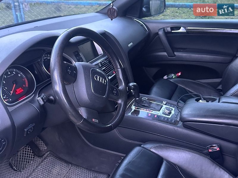 Внедорожник / Кроссовер Audi Q7 2007 в Луцке