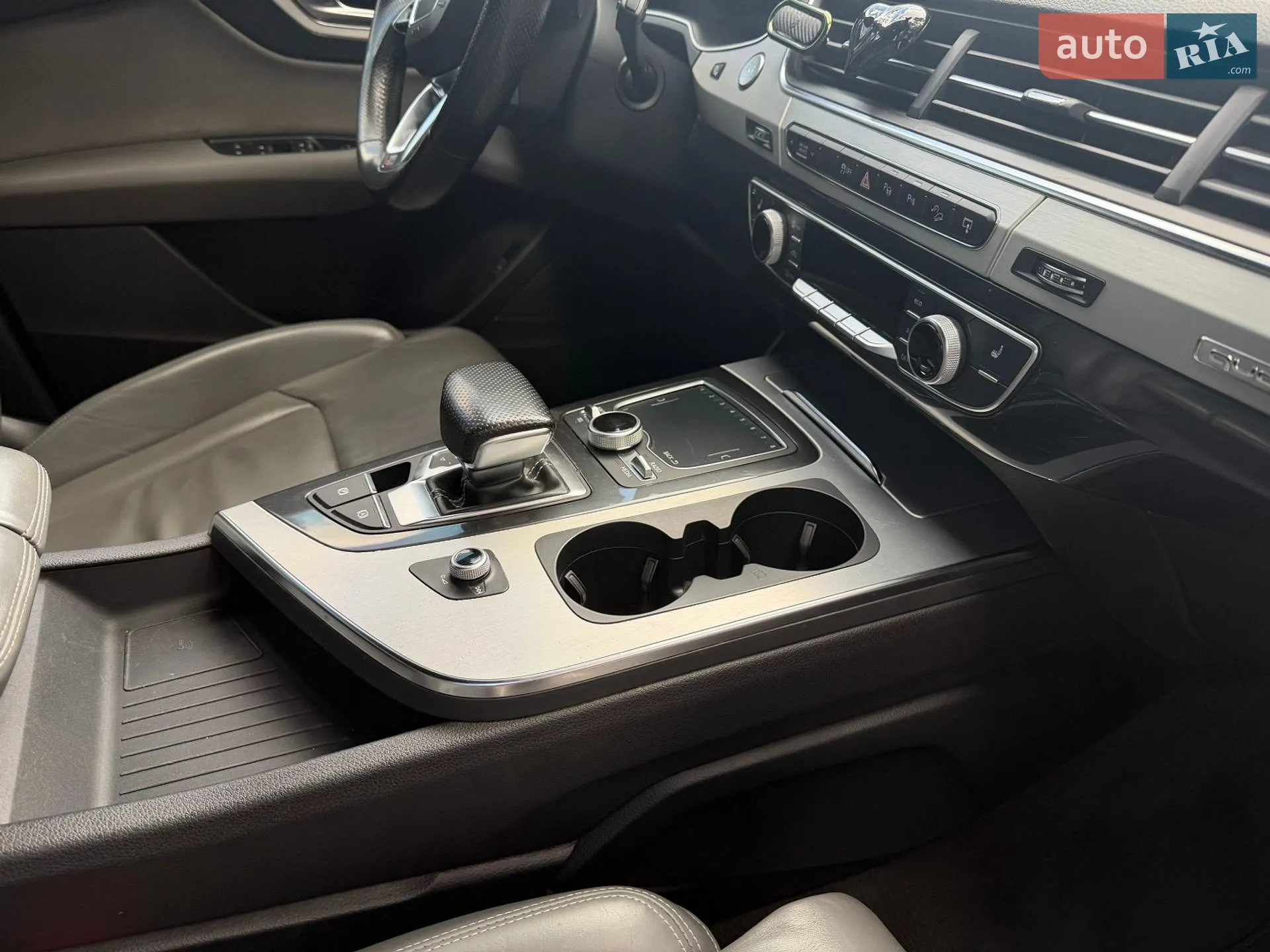 2016 Audi Q7 - мініатюра 28