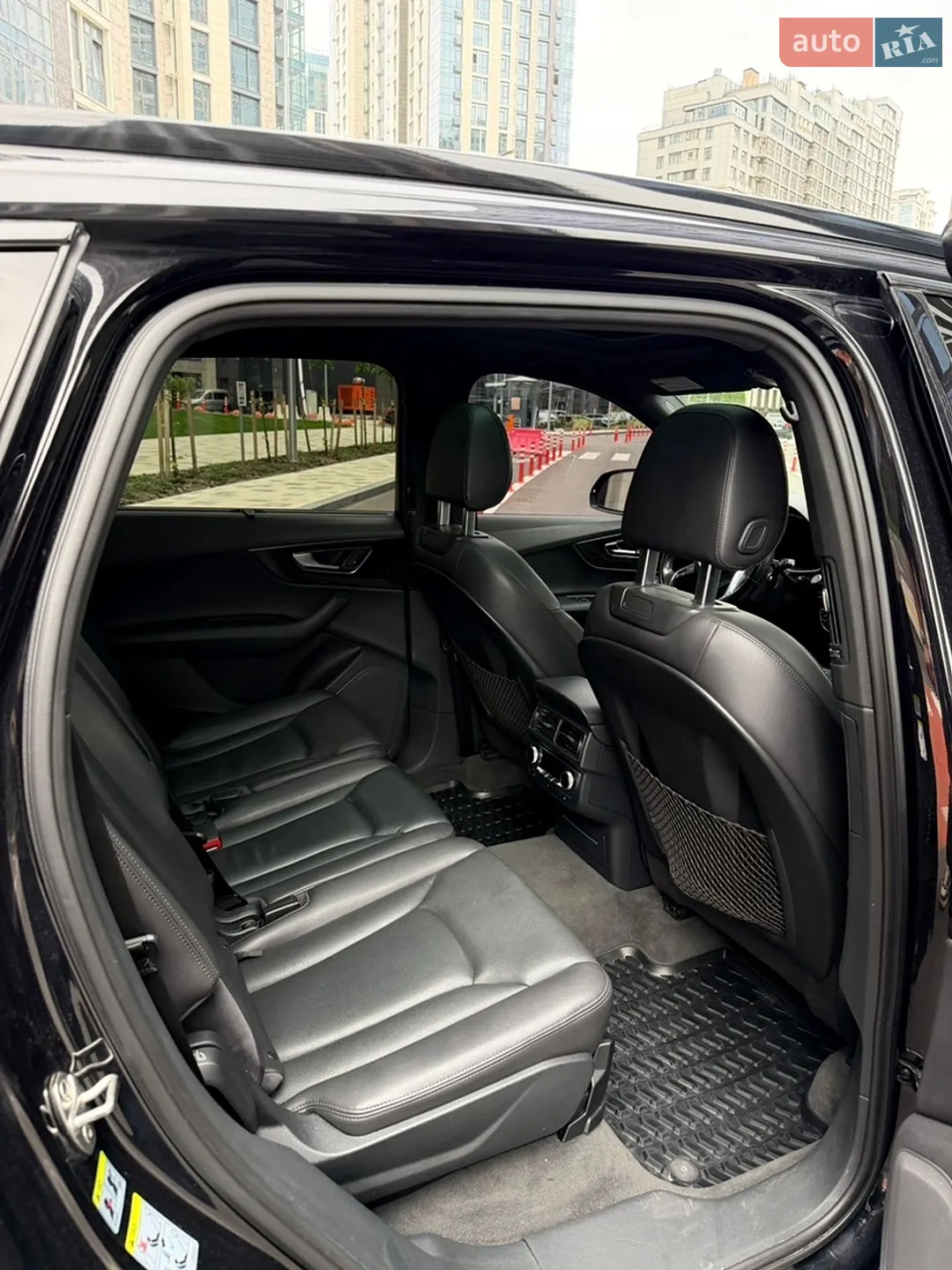 2017 Audi Q7 - мініатюра 18