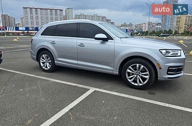 Позашляховик / Кросовер Audi Q7 2017 в Києві