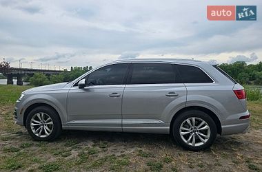 Позашляховик / Кросовер Audi Q7 2017 в Києві