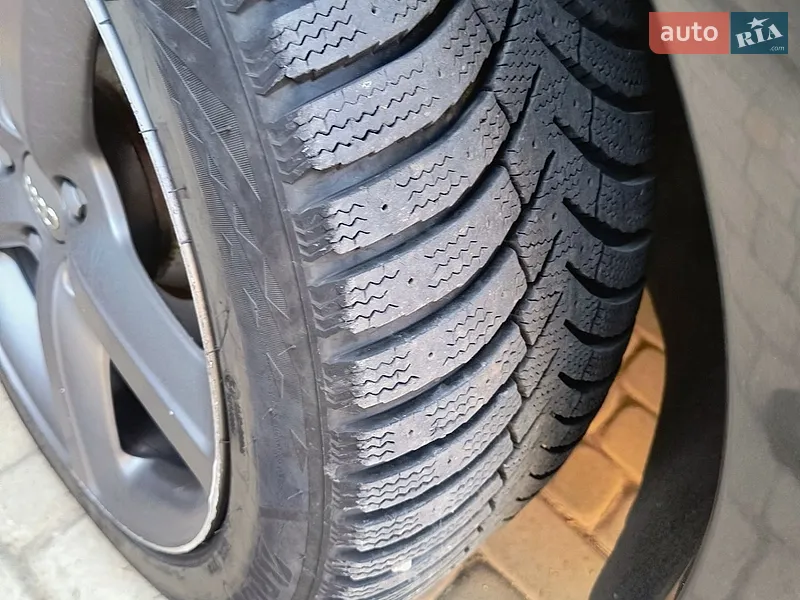 Audi Q7 2014 VIN WA1LMAFEXFD010380 фото оголошення 3 з 54