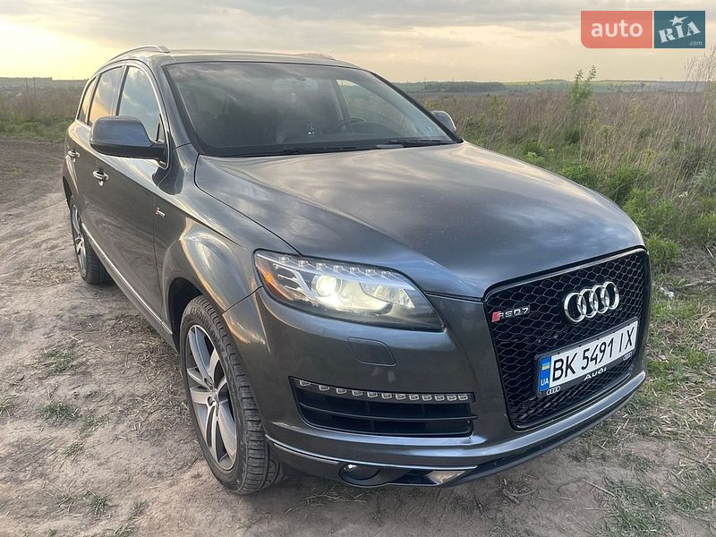Внедорожник / Кроссовер Audi Q7 2012 в Ровно
