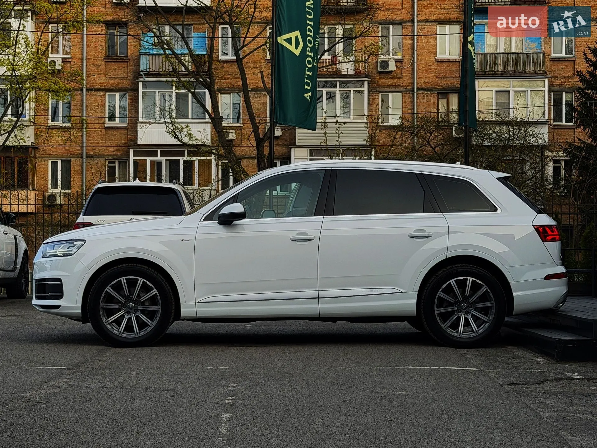 2019 Audi Q7 - мініатюра 16