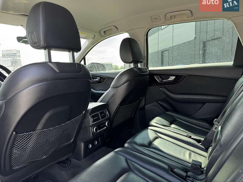 Внедорожник / Кроссовер Audi Q7 2018 в Львове