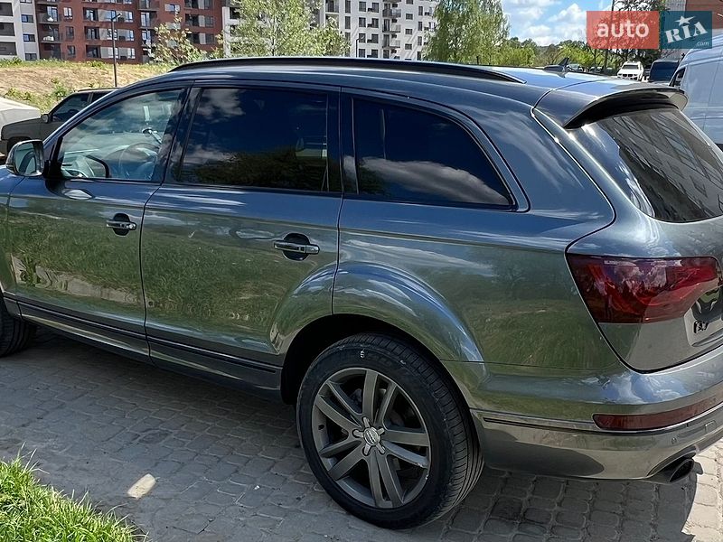 Позашляховик / Кросовер Audi Q7 2012 в Львові
