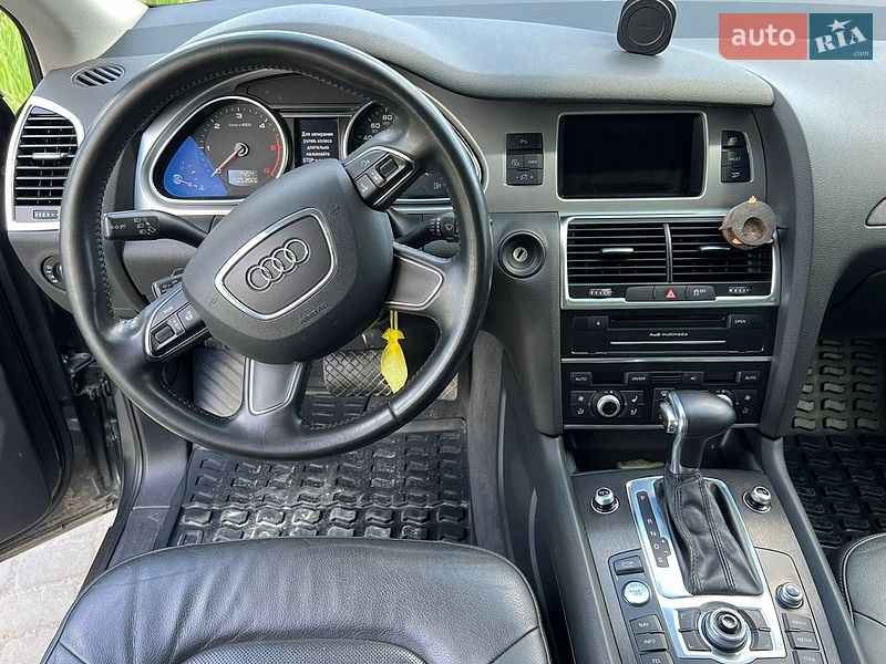 Позашляховик / Кросовер Audi Q7 2012 в Львові
