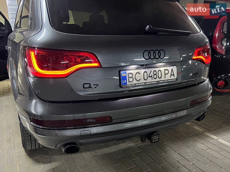 Позашляховик / Кросовер Audi Q7 2012 в Львові