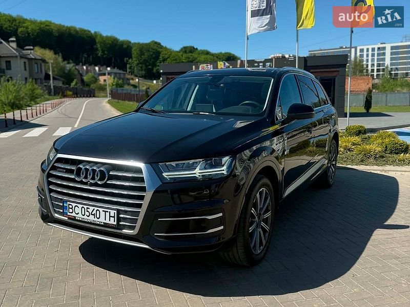 Позашляховик / Кросовер Audi Q7 2018 в Львові