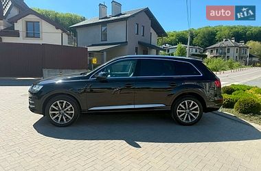Позашляховик / Кросовер Audi Q7 2018 в Львові