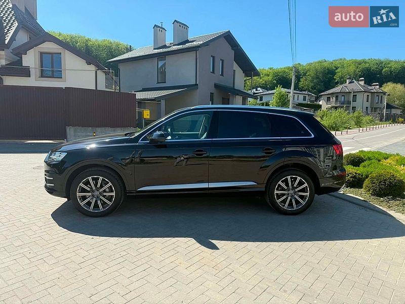 Позашляховик / Кросовер Audi Q7 2018 в Львові