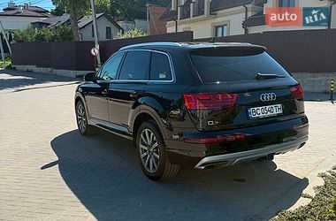 Позашляховик / Кросовер Audi Q7 2018 в Львові