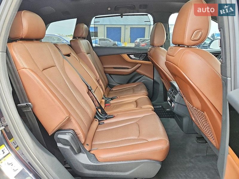 Внедорожник / Кроссовер Audi Q7 2017 в Львове