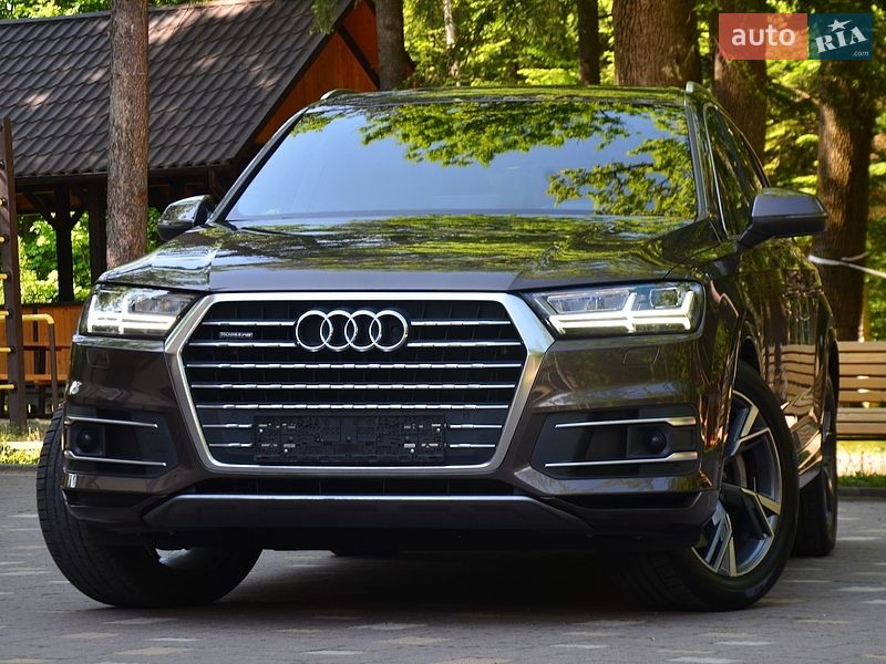 Позашляховик / Кросовер Audi Q7 2015 в Трускавці