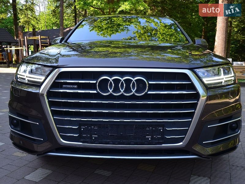 Позашляховик / Кросовер Audi Q7 2015 в Трускавці