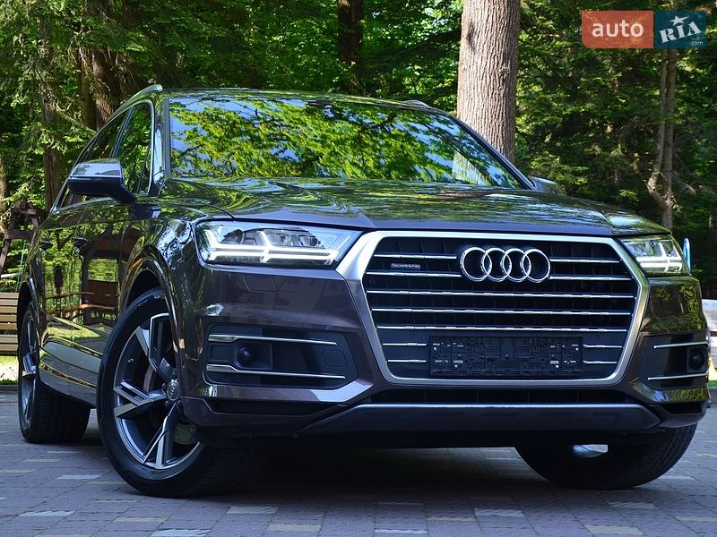 Позашляховик / Кросовер Audi Q7 2015 в Трускавці
