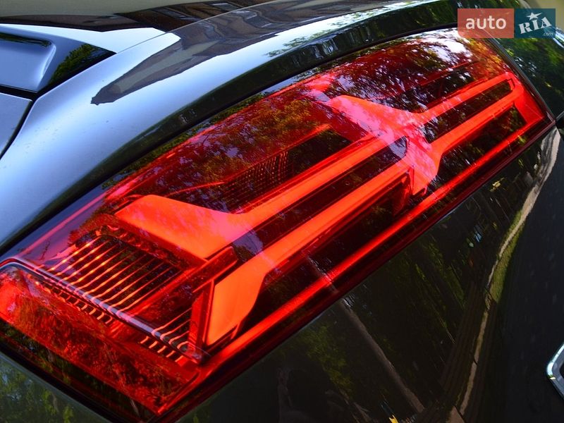 Позашляховик / Кросовер Audi Q7 2015 в Трускавці
