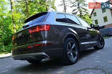 Позашляховик / Кросовер Audi Q7 2015 в Трускавці