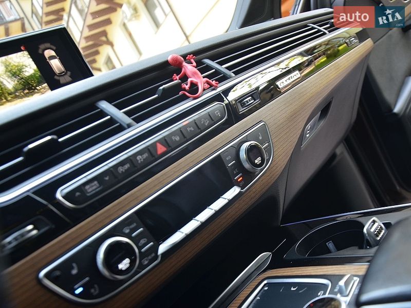 Позашляховик / Кросовер Audi Q7 2015 в Трускавці