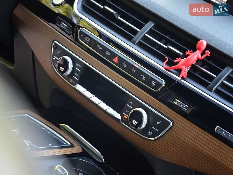 Позашляховик / Кросовер Audi Q7 2015 в Трускавці