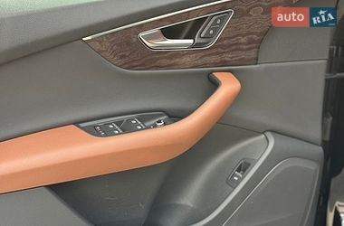 Внедорожник / Кроссовер Audi Q7 2020 в Виннице