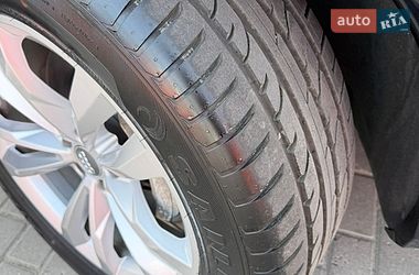 Позашляховик / Кросовер Audi Q7 2017 в Володимирі