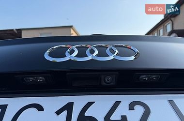 Позашляховик / Кросовер Audi Q7 2017 в Володимирі