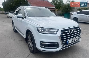 Позашляховик / Кросовер Audi Q7 2017 в Кременчуці