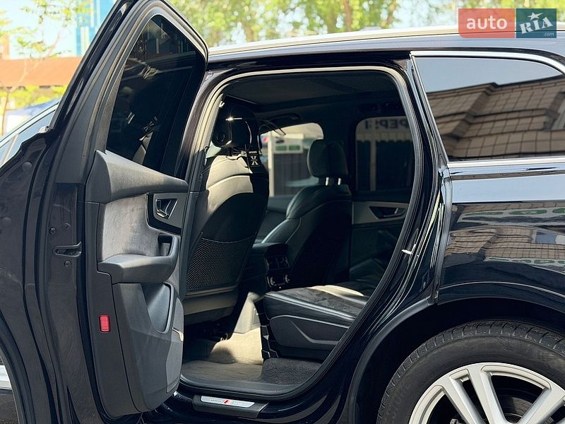 Позашляховик / Кросовер Audi Q7 2015 в Києві фото 6 Позашляховик / Кросовер Audi Q7 2015 в Києві