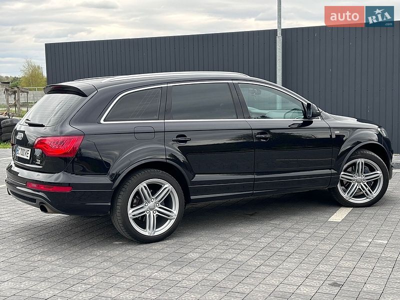 Позашляховик / Кросовер Audi Q7 2013 в Самборі
