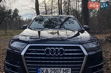 Внедорожник / Кроссовер Audi Q7 2017 в Киеве