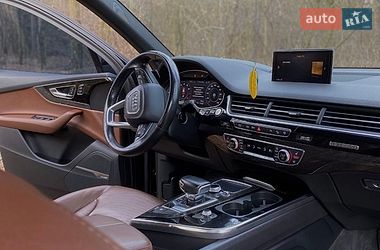 Внедорожник / Кроссовер Audi Q7 2017 в Киеве