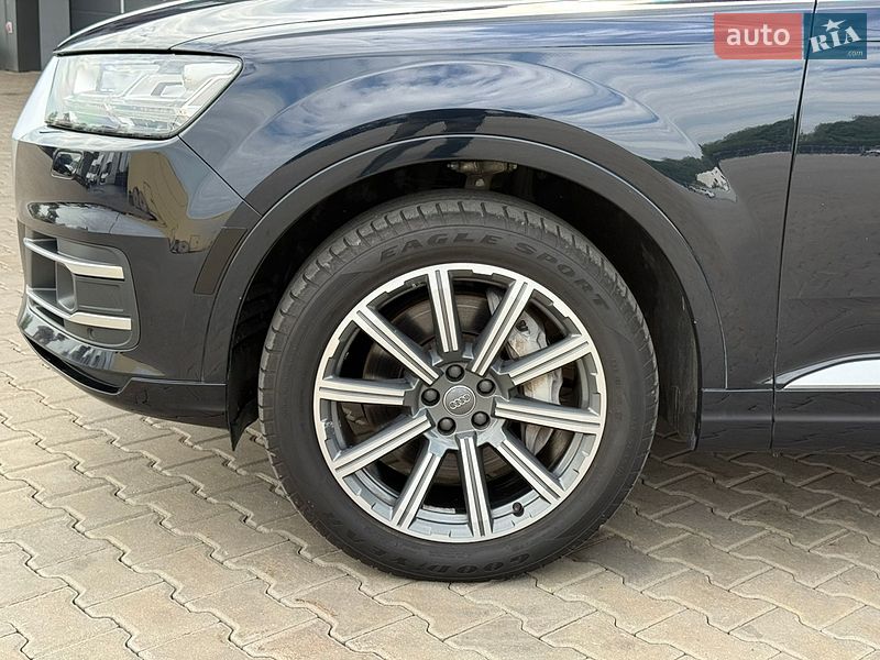 Внедорожник / Кроссовер Audi Q7 2017 в Ковеле