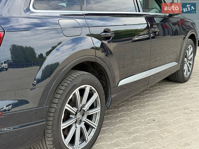 Внедорожник / Кроссовер Audi Q7 2017 в Ковеле