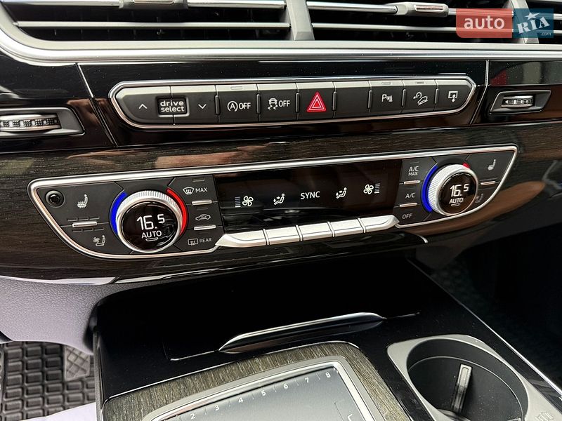 Внедорожник / Кроссовер Audi Q7 2017 в Ковеле
