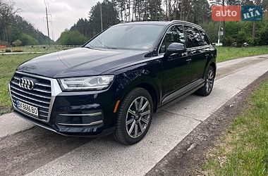 Внедорожник / Кроссовер Audi Q7 2016 в Шепетовке