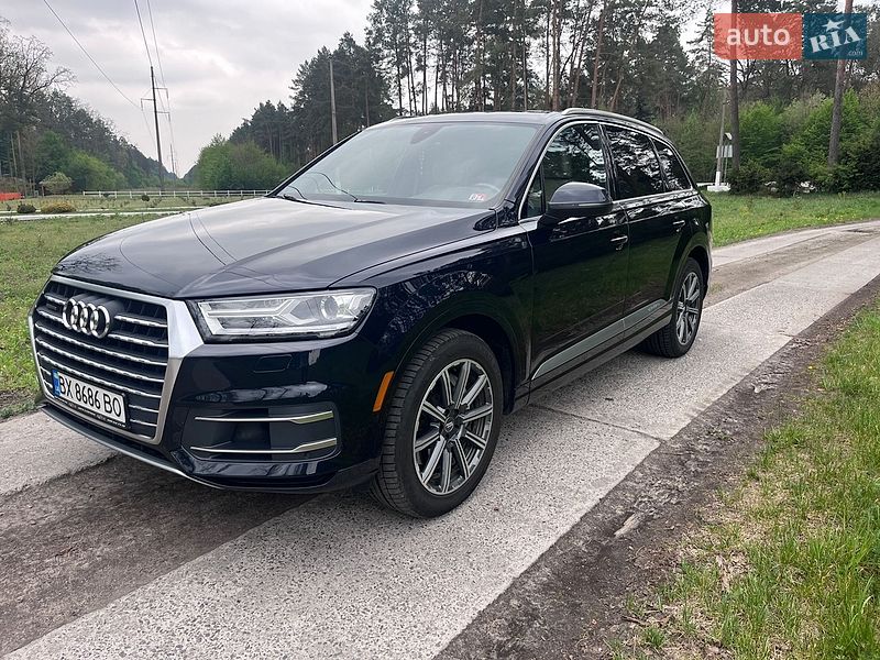 Внедорожник / Кроссовер Audi Q7 2016 в Шепетовке