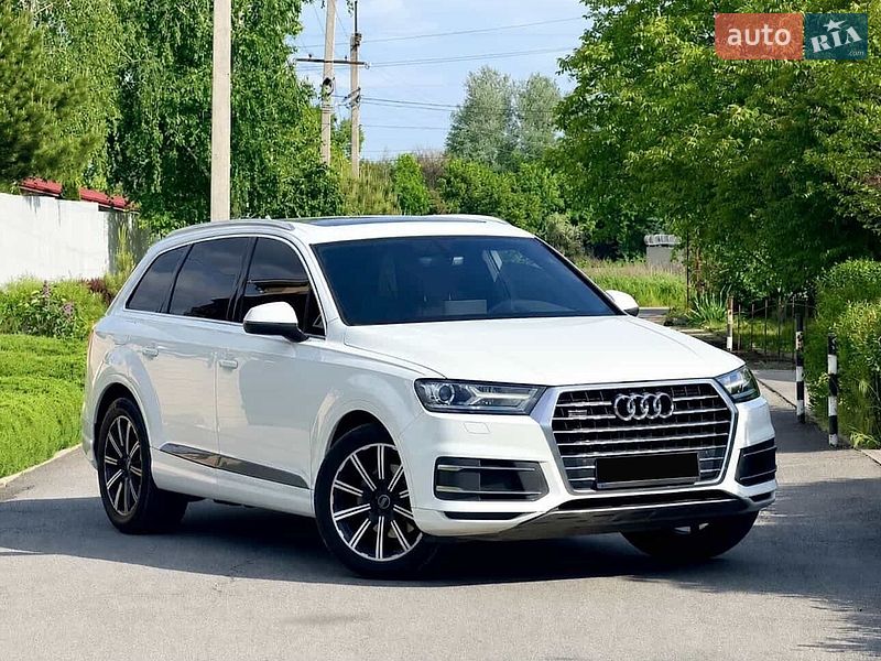 Audi Q7 2016