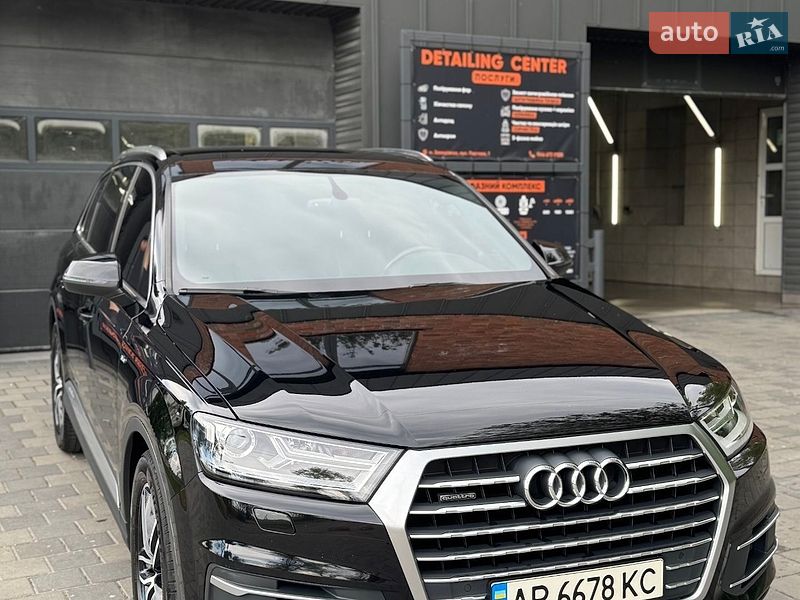 Позашляховик / Кросовер Audi Q7 2015 в Запоріжжі