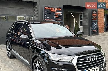 Позашляховик / Кросовер Audi Q7 2015 в Запоріжжі