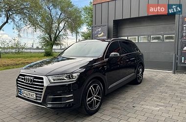 Позашляховик / Кросовер Audi Q7 2015 в Запоріжжі