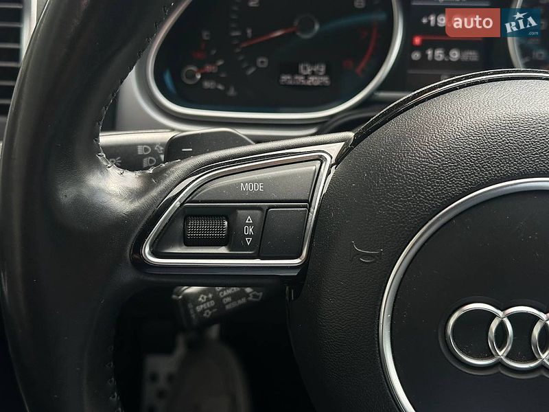 Позашляховик / Кросовер Audi Q7 2013 в Києві