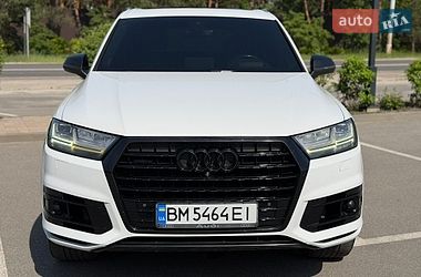 Внедорожник / Кроссовер Audi Q7 2016 в Киеве